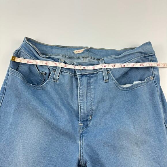 Levi's Women's 311 Shaping Skinny Blue Jeans Light Wash - Picture 7 of 14